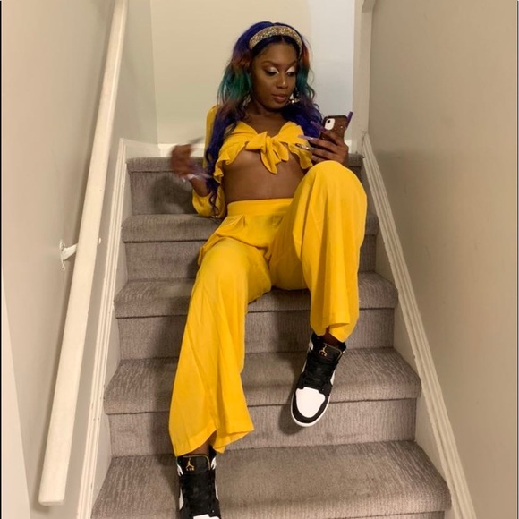 Matching set - Picture 1 of 3